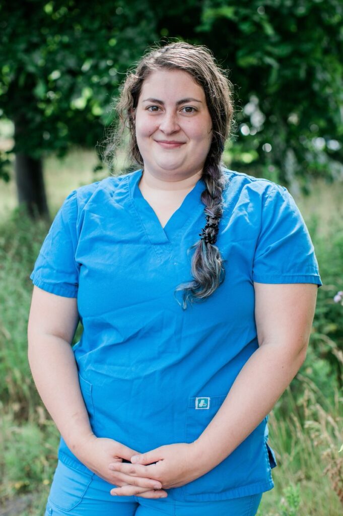 Dr Melanie Nash